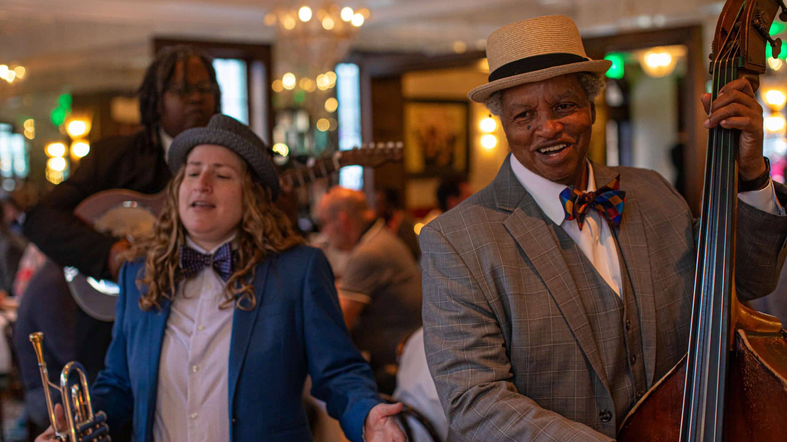 Fine Dining New Orleans | Arnaud's Restaurant